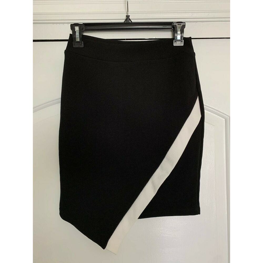 RINGOSTONE LA Boutique Black Fitted Fashion Trendy Stretch Skirt NWT Size M